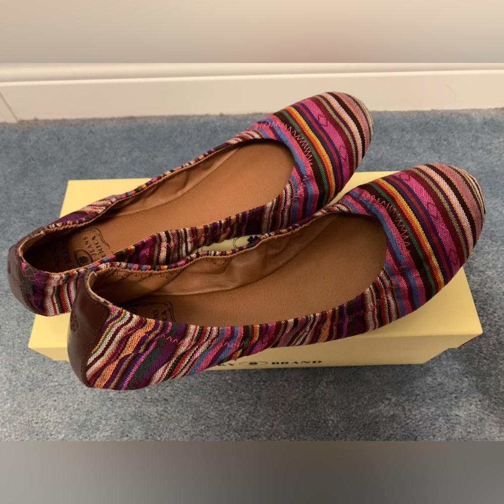 Brand New - Lucky Brand Emmie Flats - Size 8